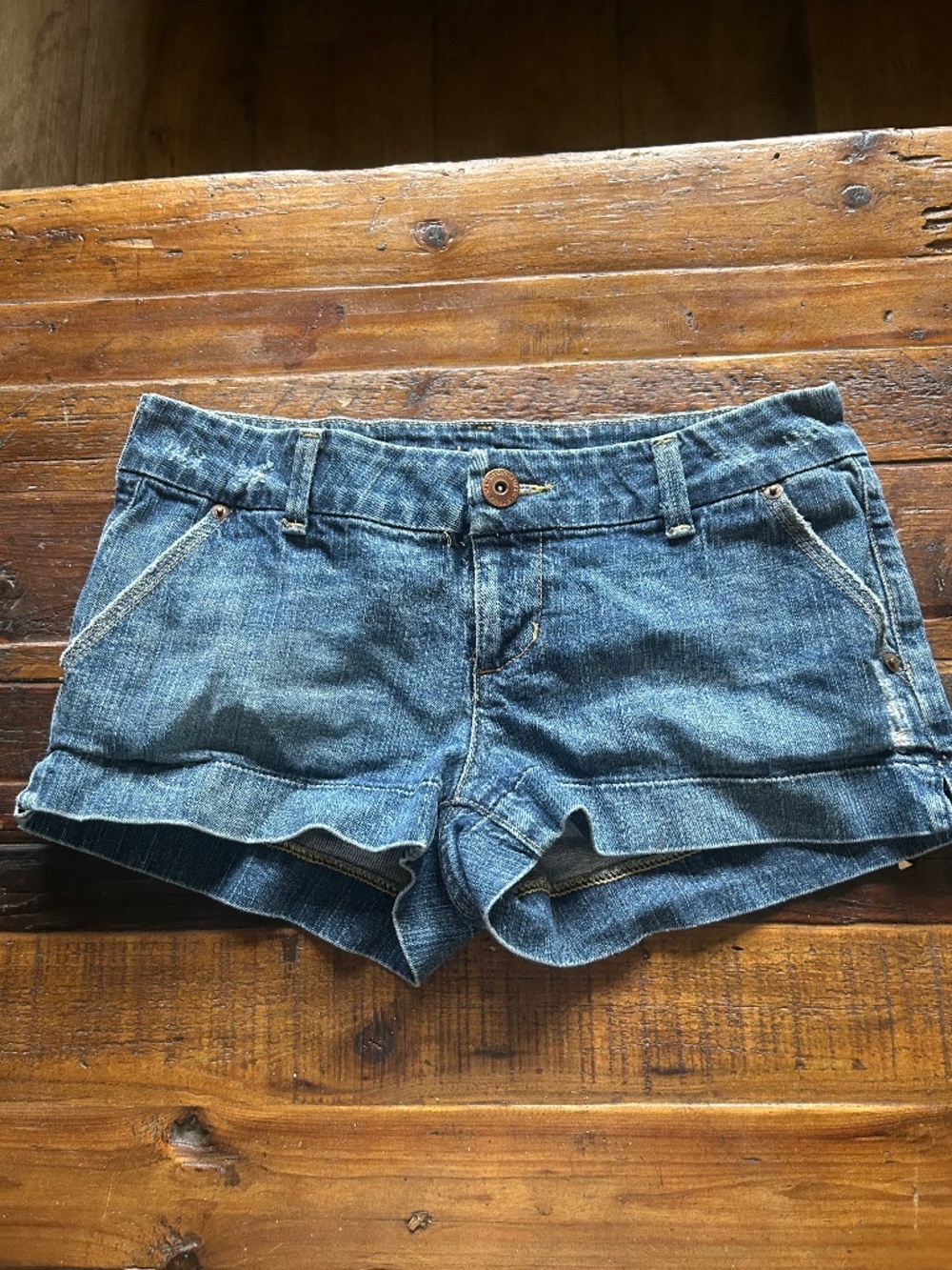 AE shorts size 4